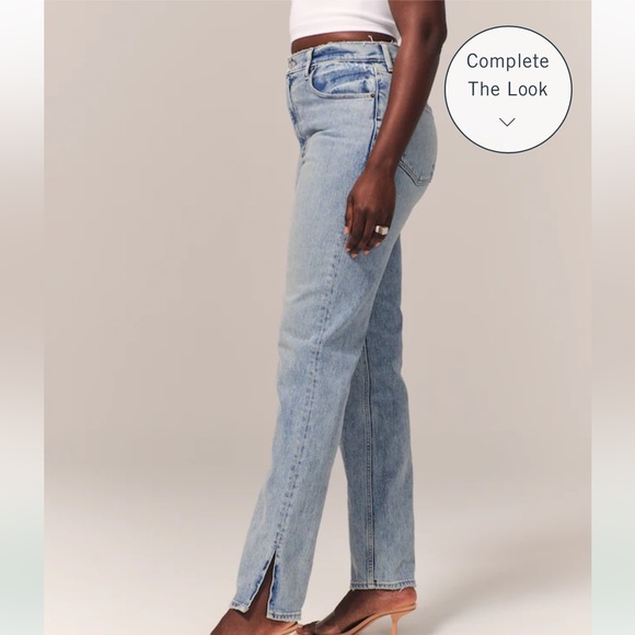 Abercrombie & Fitch Curve Love Ultra High Rise 90s Straight Jean (NWOT) - Picture 2 of 6